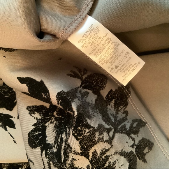 Faith & Joy Pleated Skirt Grey Silver Black Jacquard Pattern Size M - Picture 2 of 10